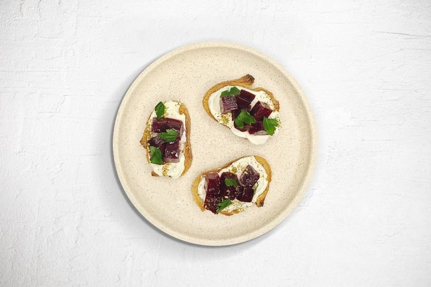 Beetroot and goats cheese crostini