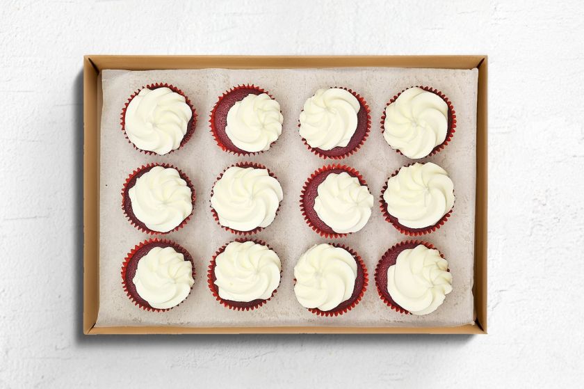 Red velvet cupcakes 12 piece platter